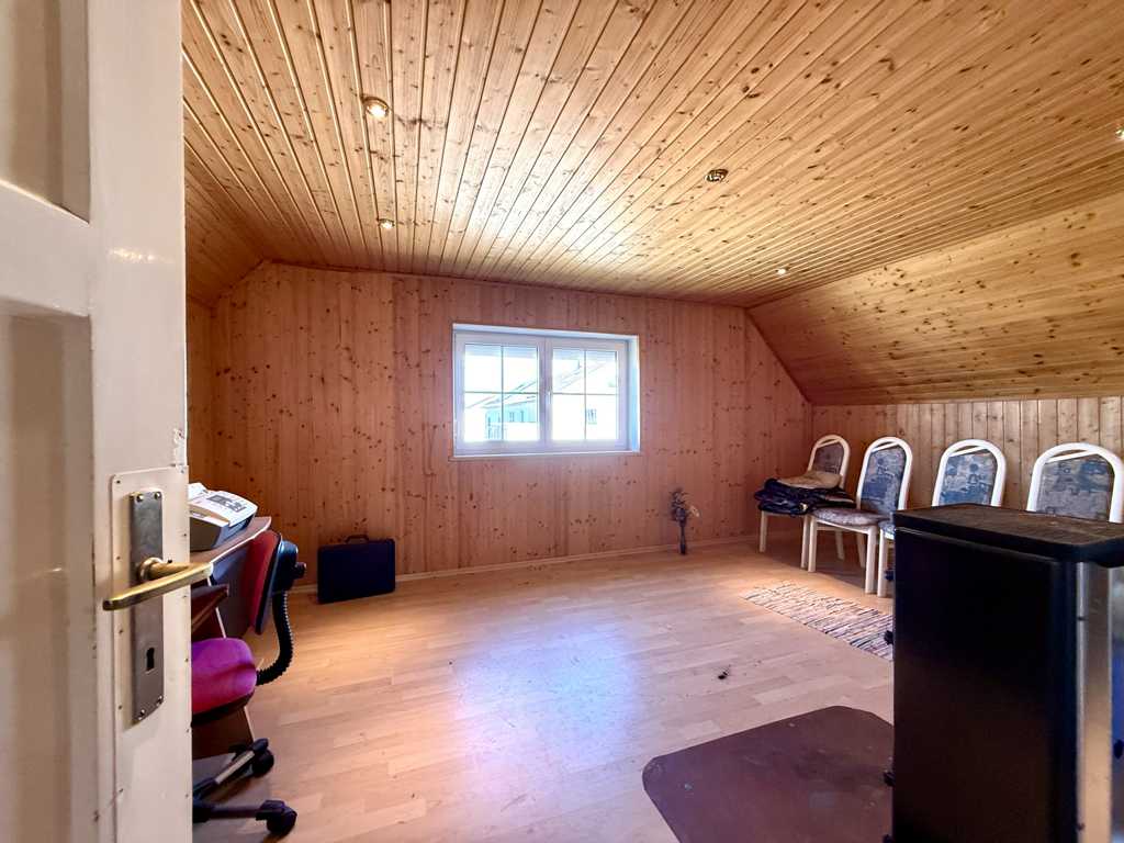 suche einfamilienhaus türkenfeld Zimmer Dachgeschoss2