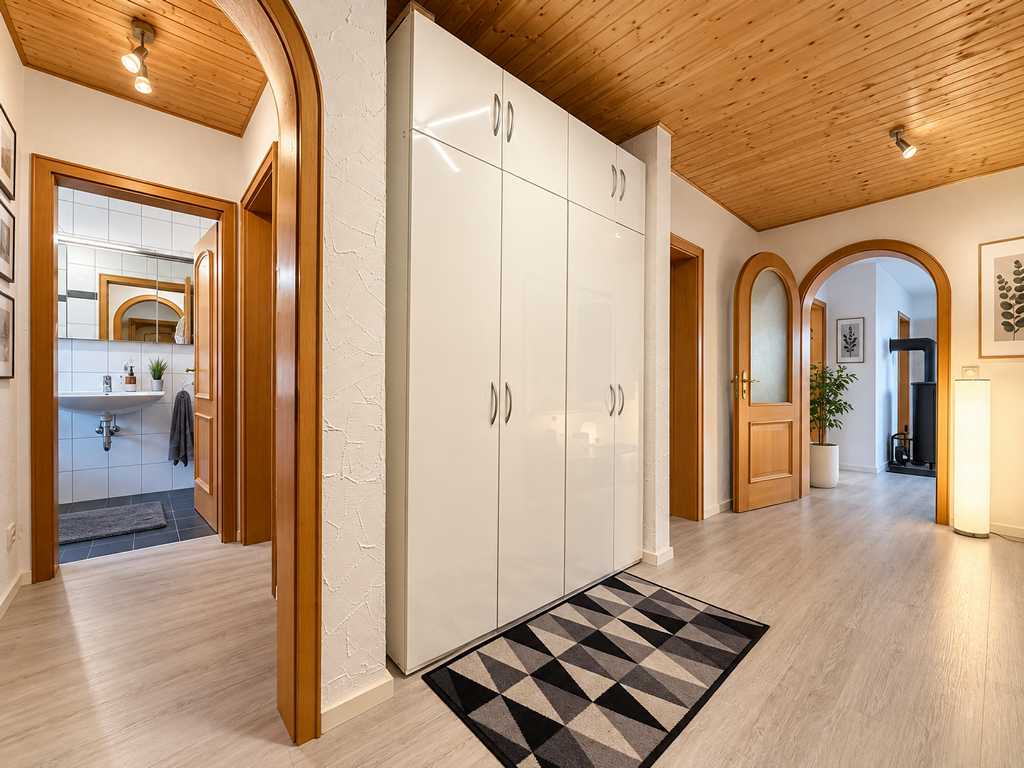 Immobiliensuche Stadthau Puchheim Flur EG